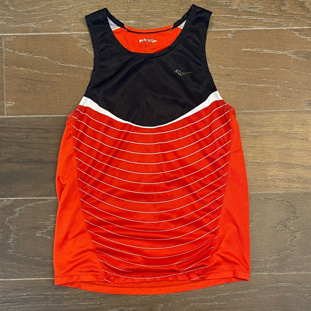 Saucony Black and Red Men's Running Singlet Tank Top